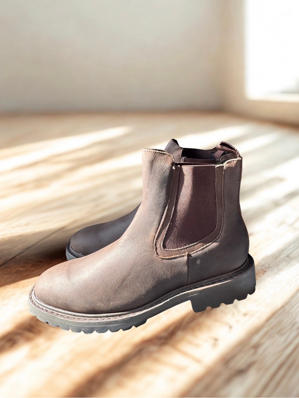 Thursday Boot Company — Tobacco Legend Chelsea Boot (Men’s Size 9.5) - Picture 2 of 5